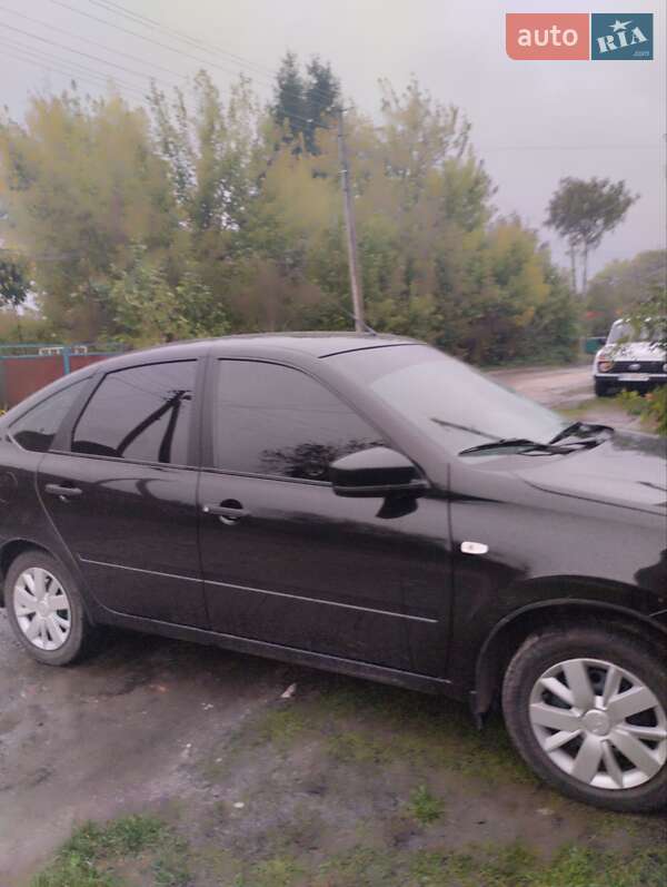 Седан ВАЗ / Lada 2190 Granta 2021 в Хмельницькому фото 6 Седан ВАЗ / Lada 2190 Granta 2021 в Хмельницькому