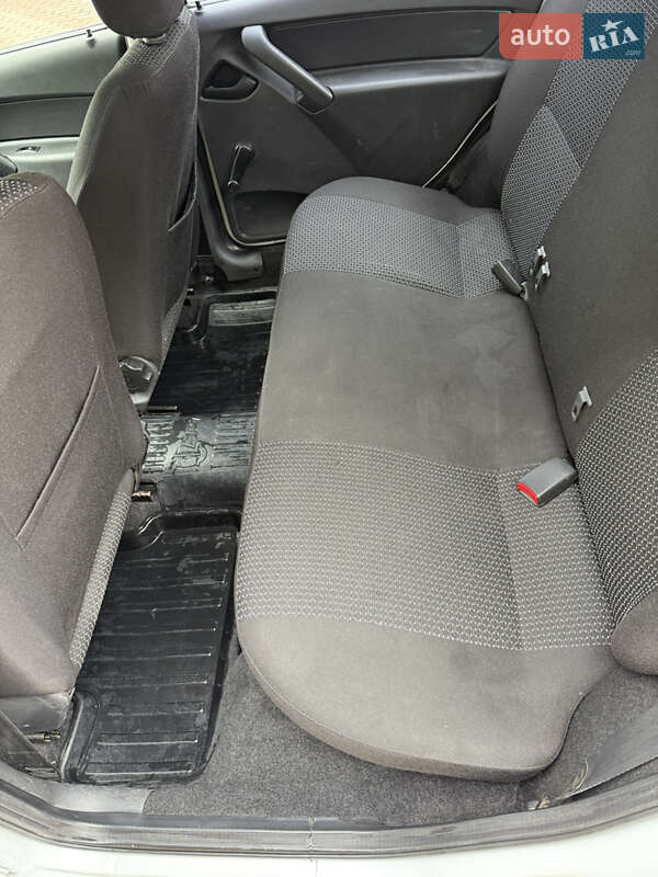 Седан ВАЗ / Lada 2190 Granta 2013 в Сумах фото 20 Седан ВАЗ / Lada 2190 Granta 2013 в Сумах