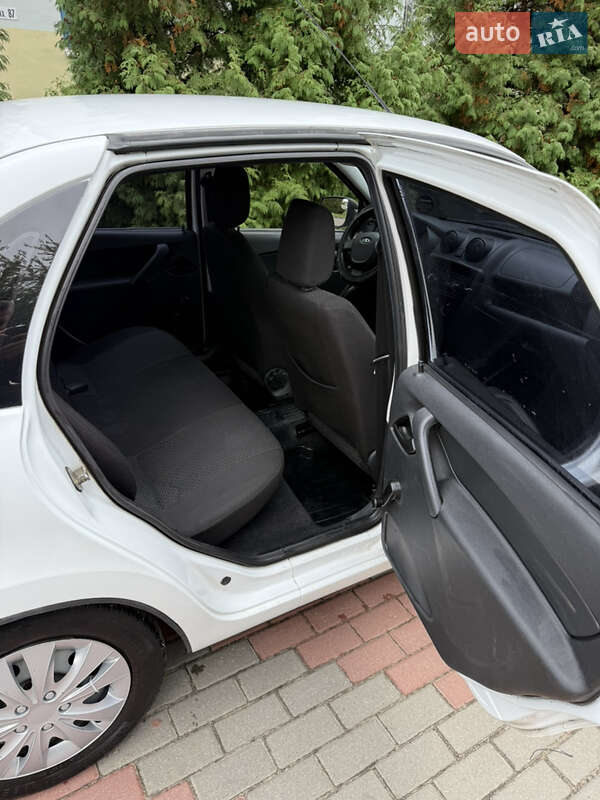 Седан ВАЗ / Lada 2190 Granta 2013 в Сумах фото 24 Седан ВАЗ / Lada 2190 Granta 2013 в Сумах