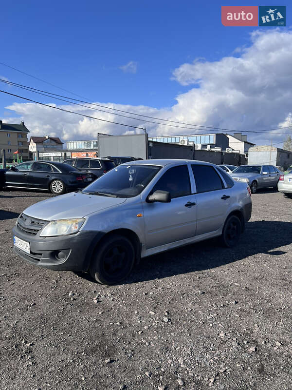 ВАЗ / Lada 2190 Granta 2012 ВАЗ / Lada 2190 Granta 2012