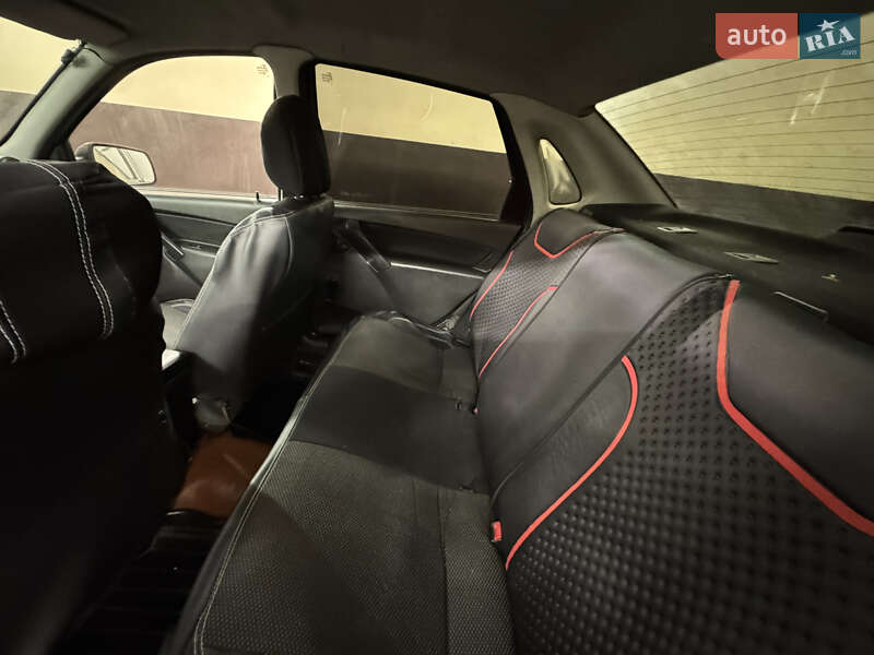 Седан ВАЗ / Lada 2190 Granta 2013 в Бердичеве фото 20 Седан ВАЗ / Lada 2190 Granta 2013 в Бердичеве