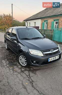 Седан ВАЗ 2190 Granta 2015 в Кобеляках Седан ВАЗ 2190 Granta 2015 в Кобеляках