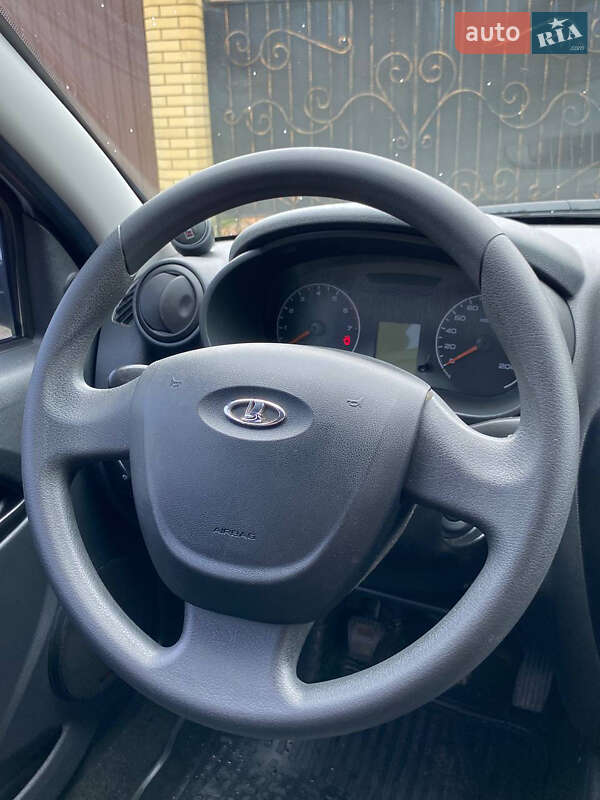 Седан ВАЗ / Lada 2190 Granta 2014 в Ахтырке фото 21 Седан ВАЗ / Lada 2190 Granta 2014 в Ахтырке