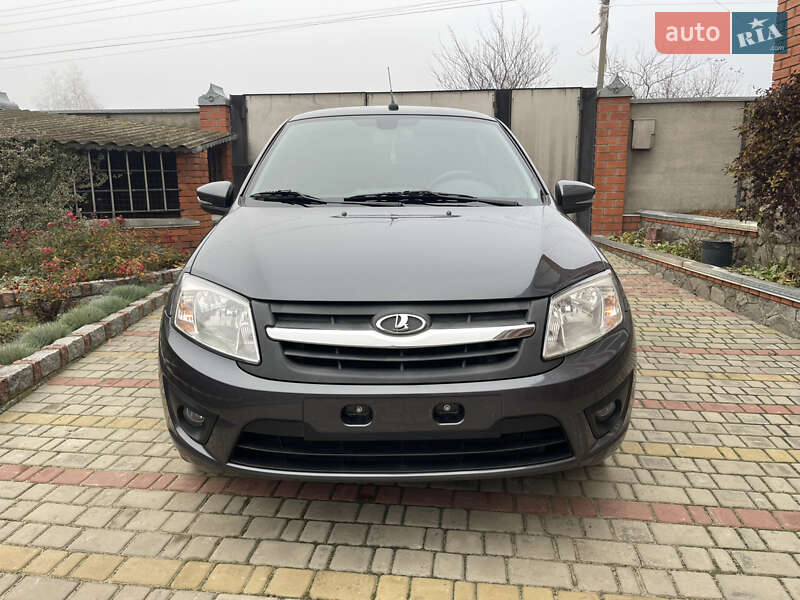 Седан ВАЗ / Lada 2190 Granta 2015 в Харкові