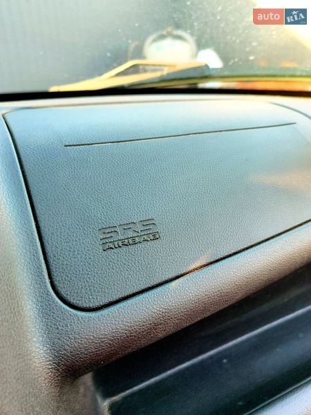 Седан ВАЗ / Lada 2190 Granta 2012 в Одессе