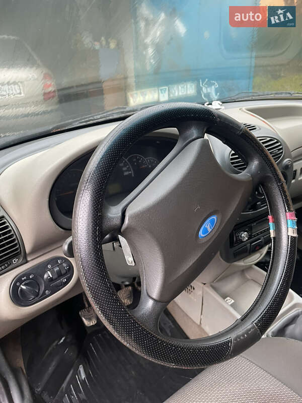 Хэтчбек ВАЗ / Lada 2194 Kalina 2008 в Тячеве