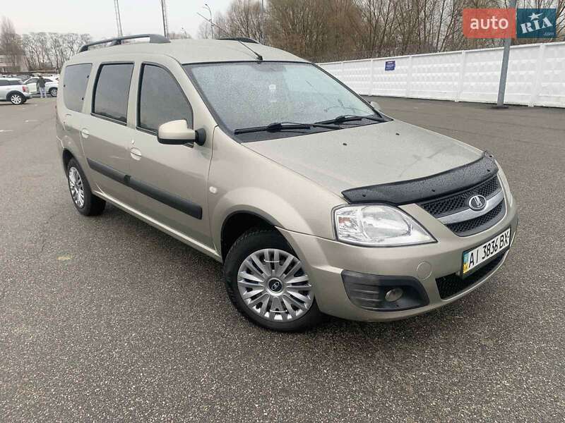 Универсал ВАЗ / Lada Largus 2015 в Киеве