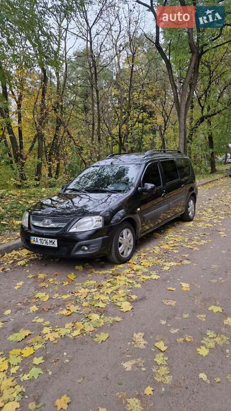 Универсал ВАЗ / Lada Largus 2015 в Киеве фото Универсал ВАЗ / Lada Largus 2015 в Киеве