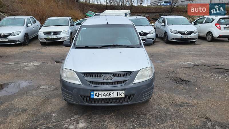 ВАЗ / Lada Largus 2013