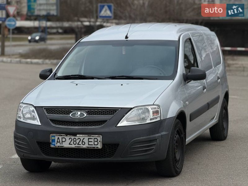 Вантажопасажирський фургон ВАЗ / Lada Largus 2016 в Запоріжжі