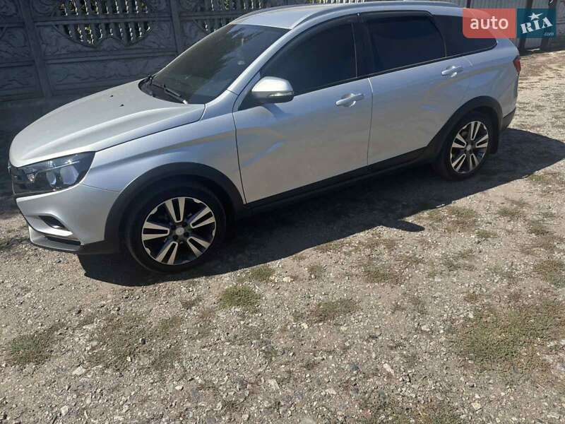 Седан ВАЗ / Lada Vesta Cross 2021 в Вольногорске