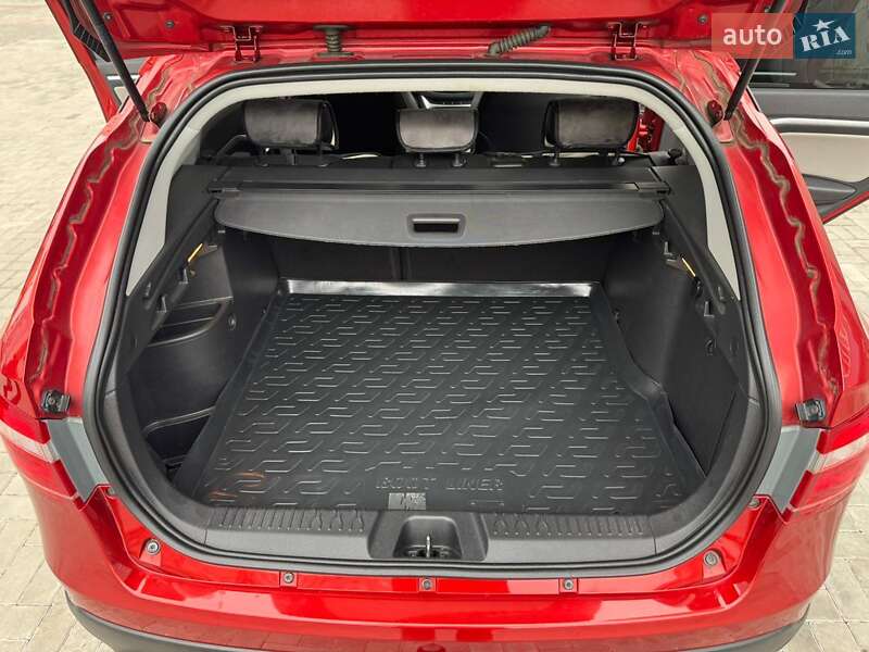 Седан ВАЗ / Lada Vesta Cross 2020 в Черкасах фото 18 Седан ВАЗ / Lada Vesta Cross 2020 в Черкасах