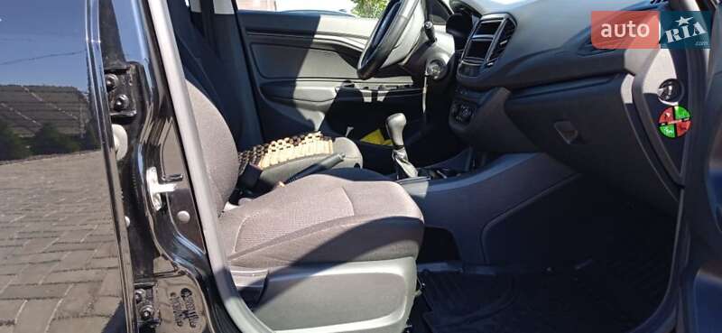 Седан ВАЗ / Lada Vesta 2021 в Криничках