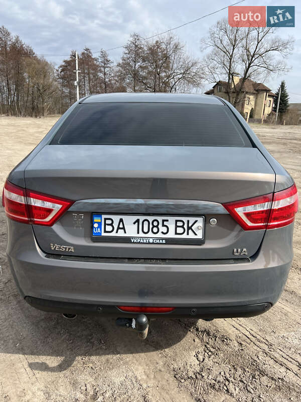 Седан ВАЗ / Lada Vesta 2017 в Богодухіву