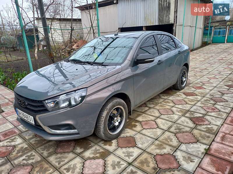 Седан ВАЗ / Lada Vesta 2021 в Києві