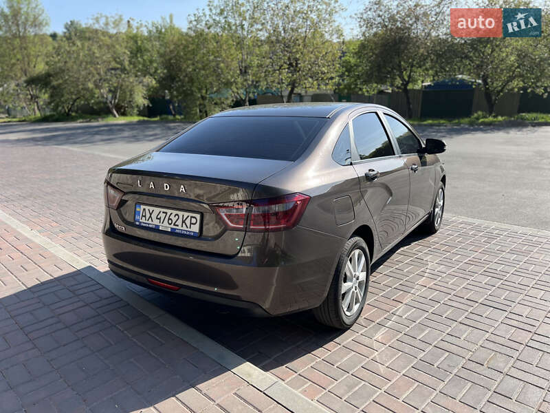 Седан ВАЗ / Lada Vesta 2021 в Полтаве