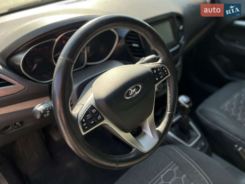 Седан ВАЗ / Lada Vesta 2021 в Полтаве