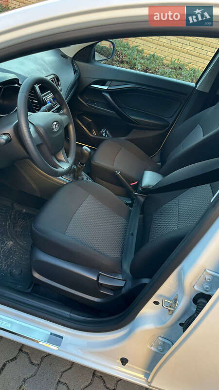 Седан ВАЗ / Lada Vesta 2021 в Львові