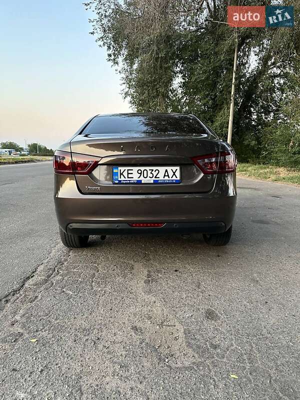 Седан ВАЗ / Lada Vesta 2021 в Дніпрі