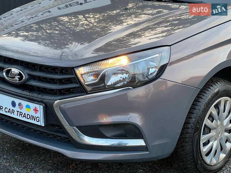 Седан ВАЗ / Lada Vesta 2018 в Харькове