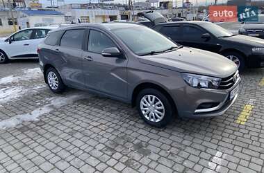 Седан ВАЗ Vesta 2021 в Чернівцях