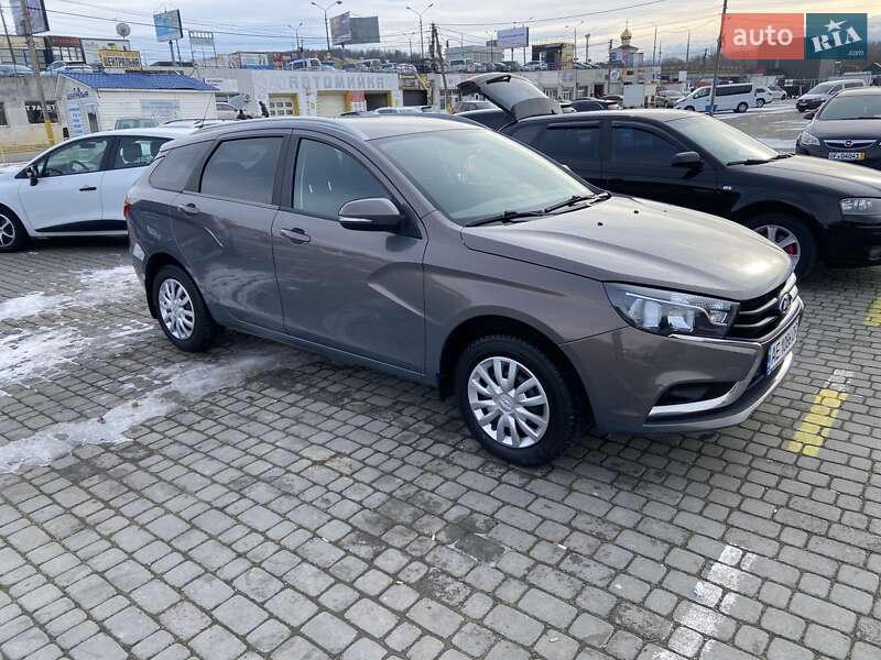 ВАЗ / Lada Vesta 2021