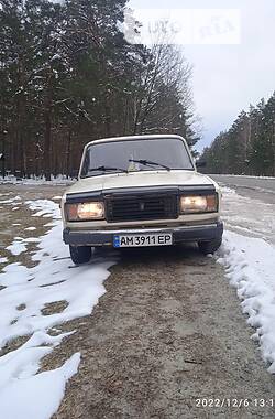 Седан ВАЗ 2105 1983 в Барановке