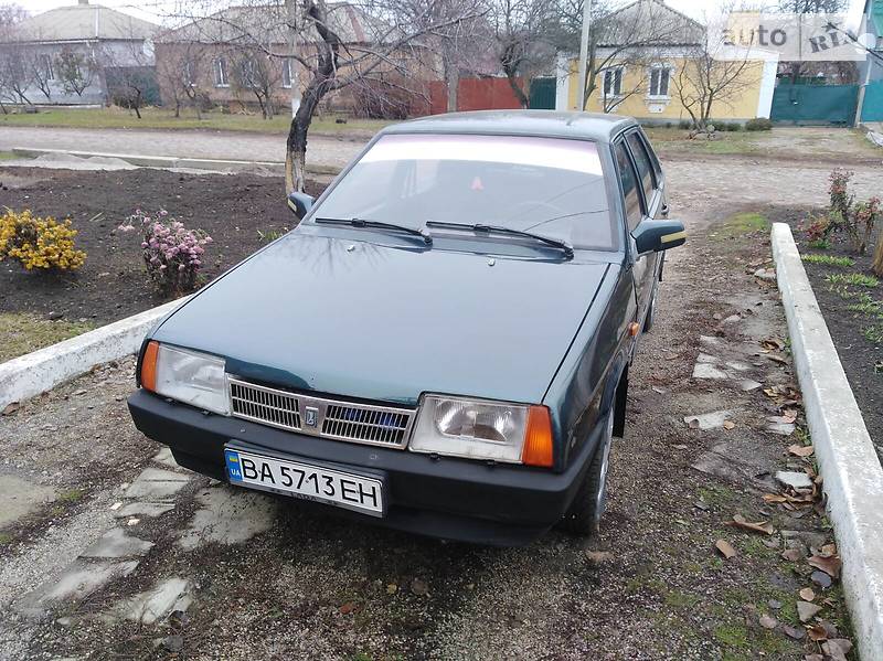 ВАЗ 21099