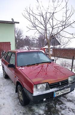 Седан ВАЗ 21099 1993 в Ровно
