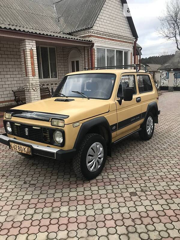Внедорожник / Кроссовер ВАЗ 2121 1988 в Бершади
