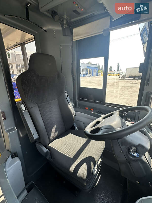 Городской автобус VDL Ambassador 2009 в Киеве