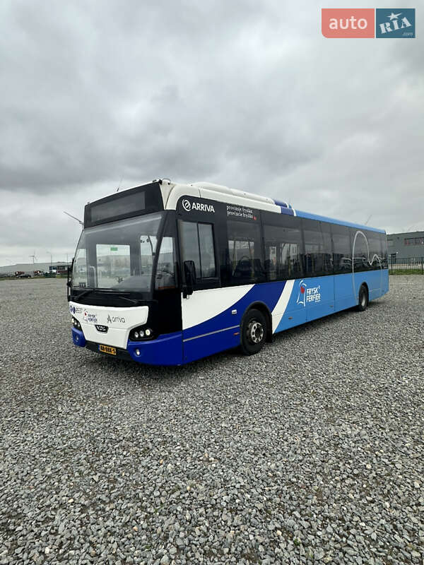 Міський автобус VDL Citea 2013 в Києві