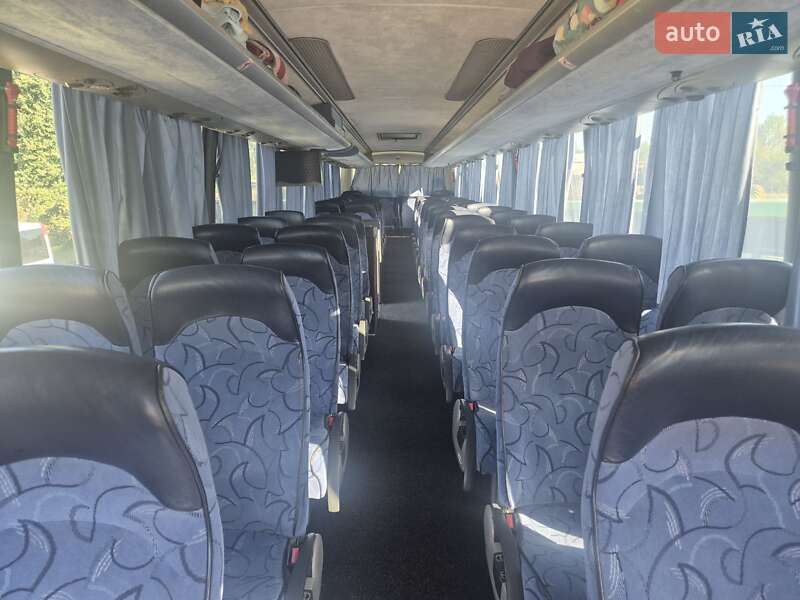 Туристический / Междугородний автобус VDL Futura FHD2 2012 в Сумах