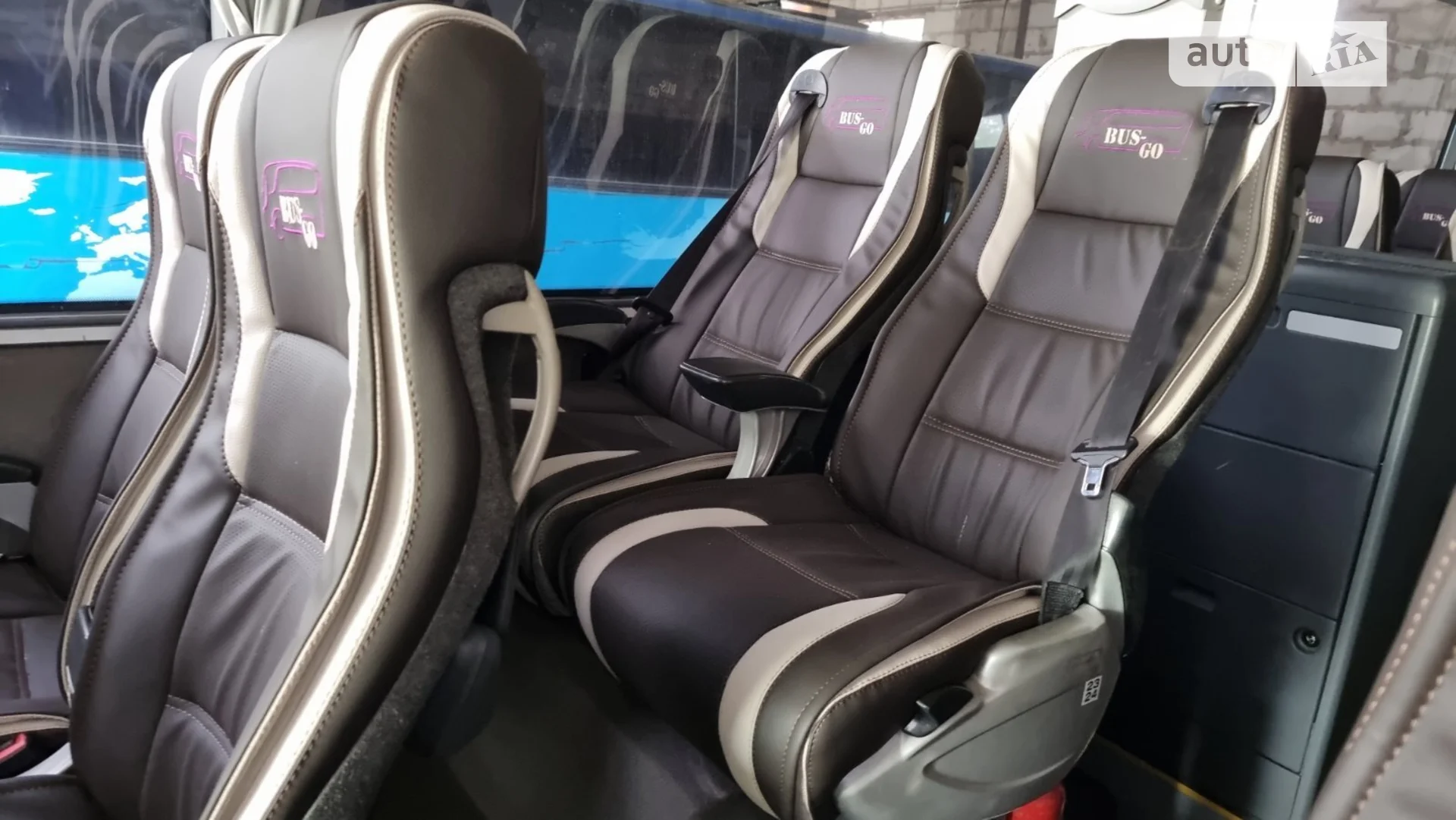 VDL Jonckheere 2006 VIN XMGDR40XS0H013127 фото оголошення 3 з 5