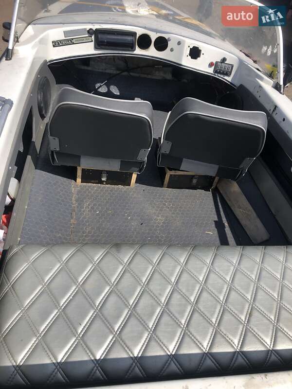 Човен VEGA 406 1998 в Бородянці фото 5 Човен VEGA 406 1998 в Бородянці