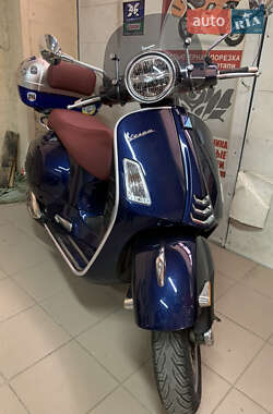 Скутер Vespa GTS 2020 в  фото 4 Скутер Vespa GTS 2020 в