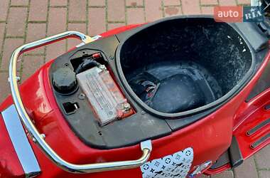 Скутер Vespa LX 2014 в 