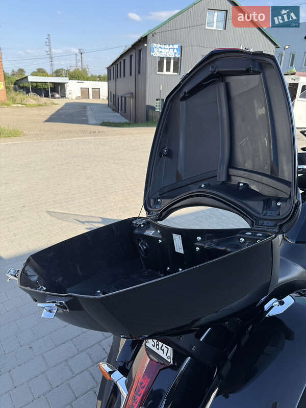 Мотоцикл Круизер Victory Cross Country 2012 в Ходорове