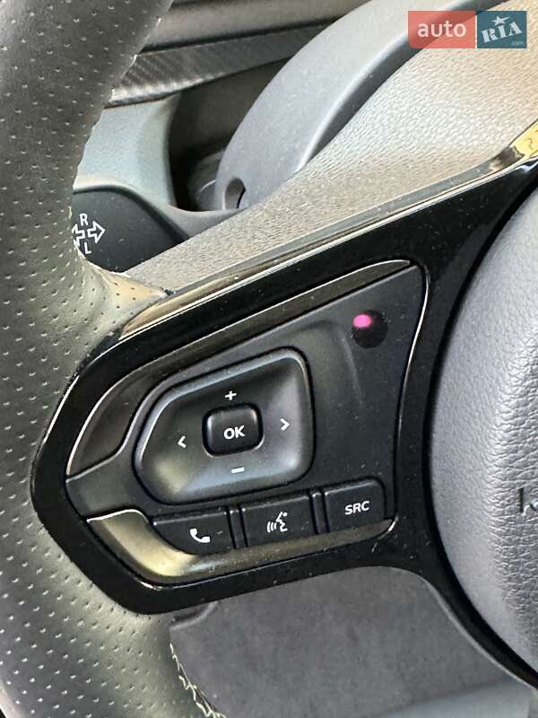 Внедорожник / Кроссовер VinFast VF-8 2022 в Киеве