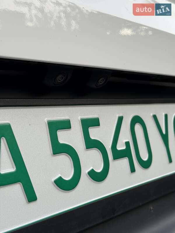 Внедорожник / Кроссовер VinFast VF-8 2022 в Киеве