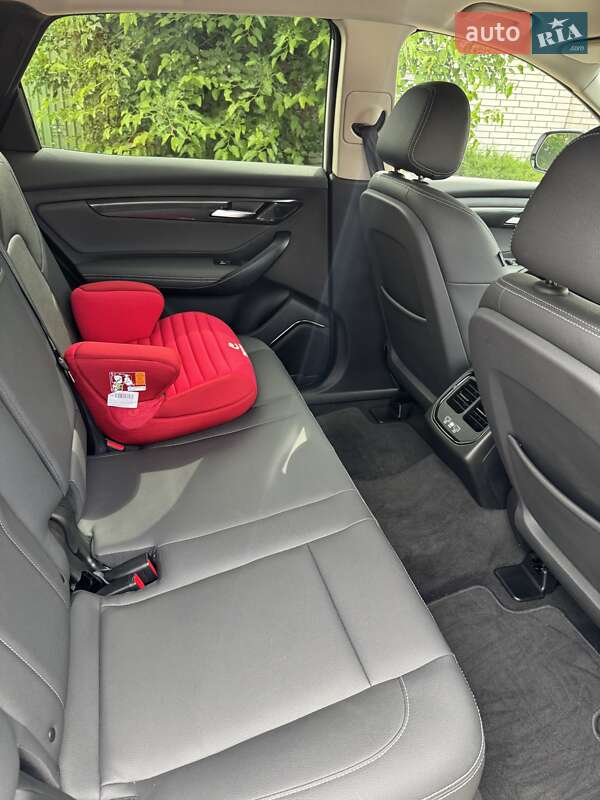 Внедорожник / Кроссовер VinFast VF-8 2022 в Киеве