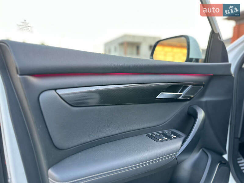 Внедорожник / Кроссовер VinFast VF-8 2024 в Одессе фото 36 Внедорожник / Кроссовер VinFast VF-8 2024 в Одессе