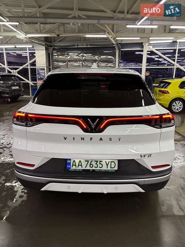 Внедорожник / Кроссовер VinFast VF-8 2024 в Луцке