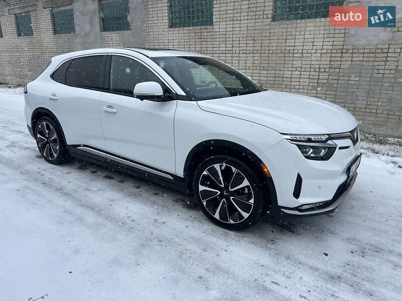 Внедорожник / Кроссовер VinFast VF-8 2023 в Любомле