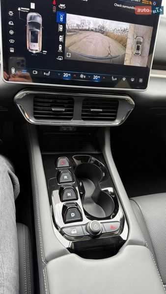 Універсал VinFast VF-8 2023 в Києві фото 26 Універсал VinFast VF-8 2023 в Києві