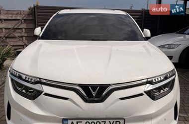 Внедорожник / Кроссовер VinFast VF-8 2024 в Днепре