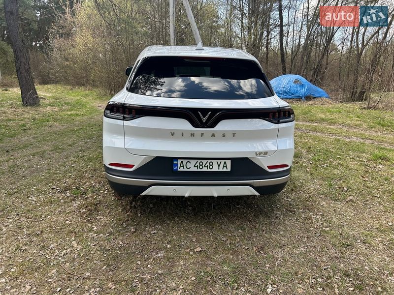 Внедорожник / Кроссовер VinFast VF-8 2023 в Любомле