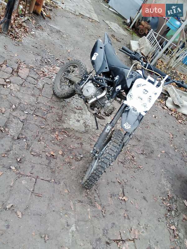 Мотоцикл Кросс Viper 125 2014 в 