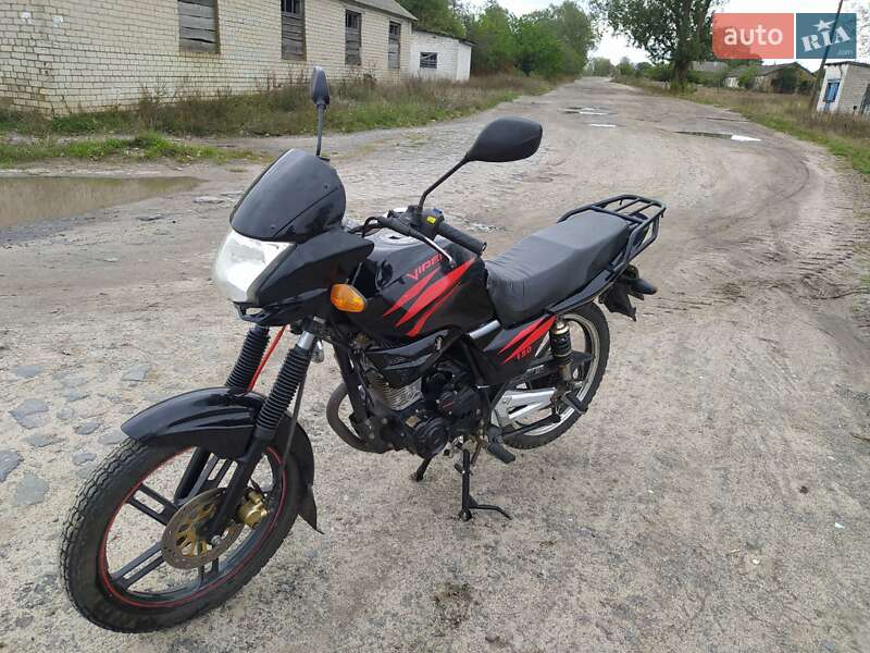 Мотоцикл Классик Viper 150 2013 в Дубровице
