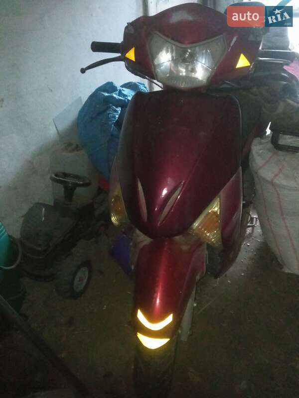 Мопеды Viper Legend 2008 в Бучаче